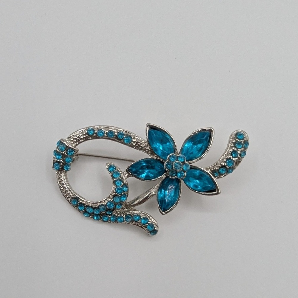 Blue Rhinestone Flower Brooch Silver Tone Floral‎ Swirl Statement Pin 2 Inch